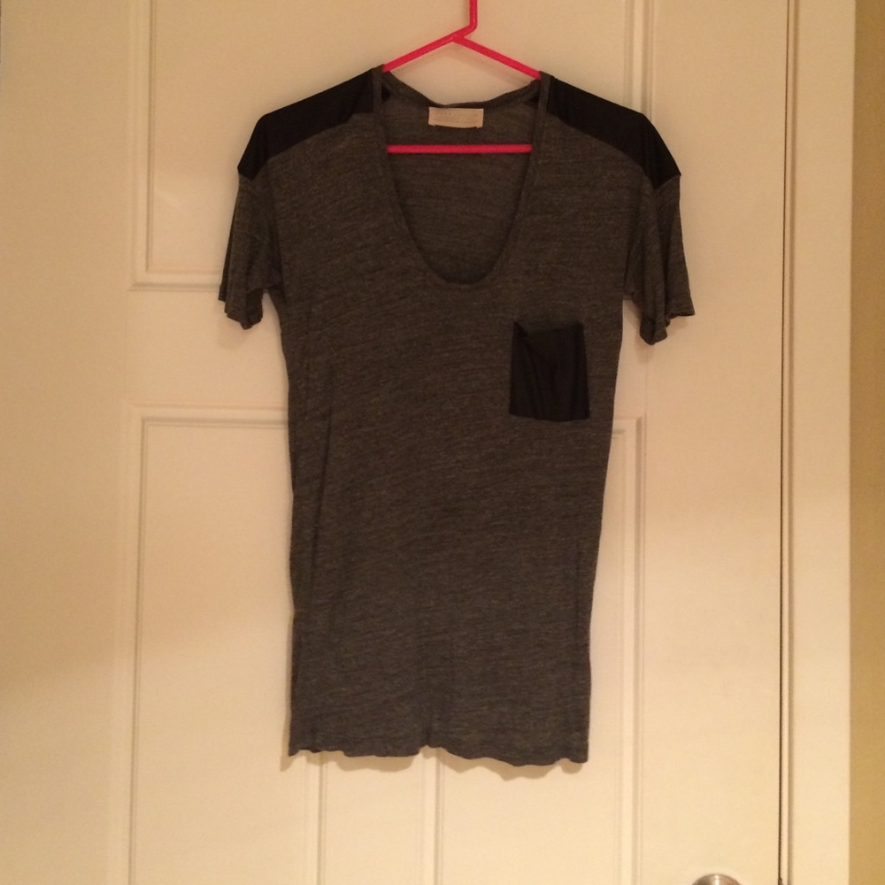 Zara grey T-shirt with leather accents